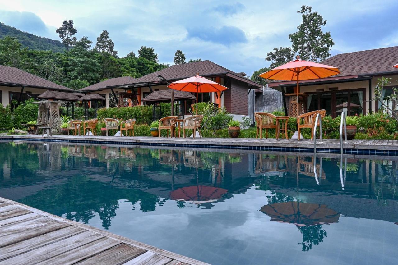 Cascade Tara Hotel Na Mueang Exterior photo