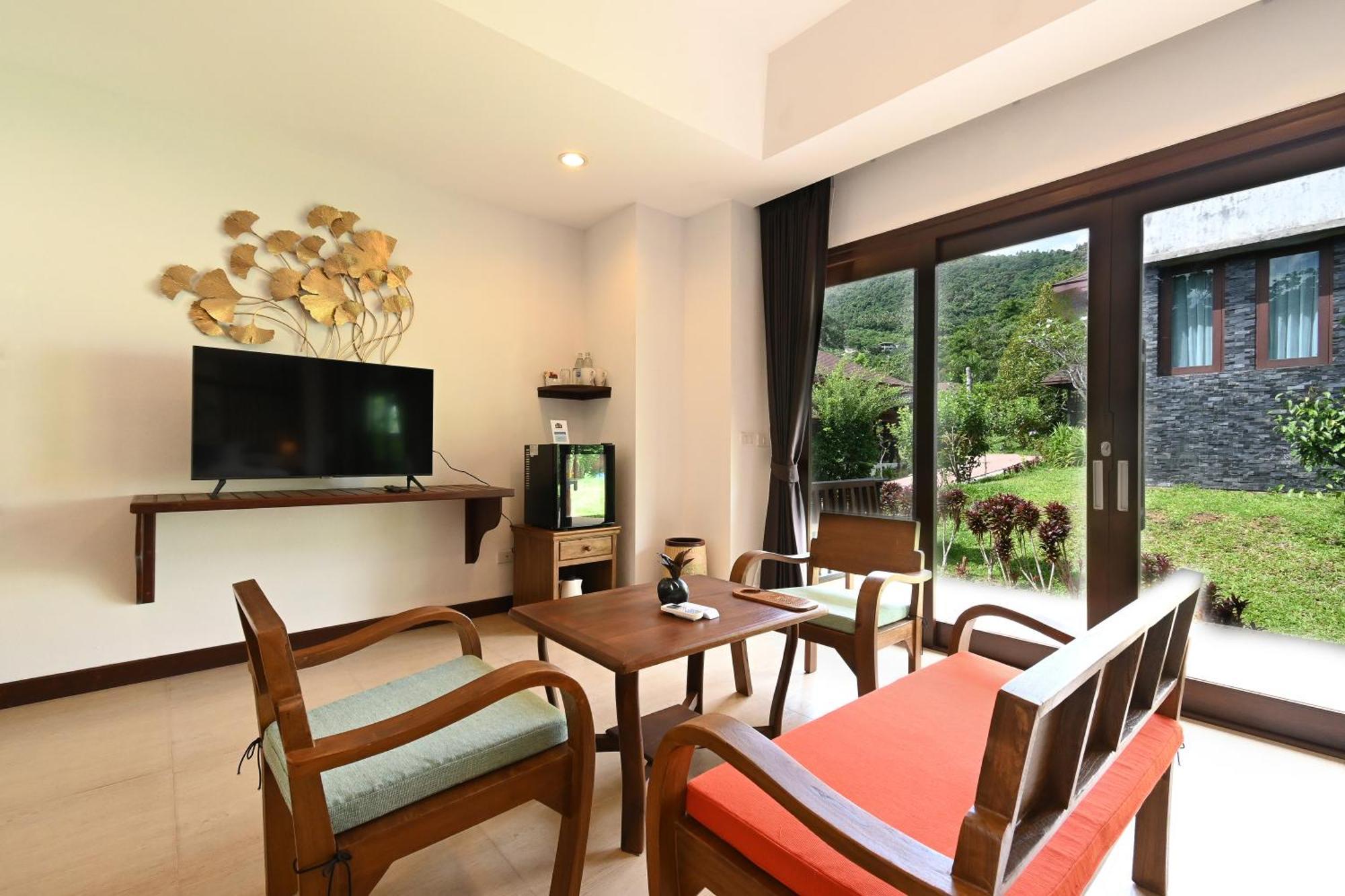 Cascade Tara Hotel Na Mueang Room photo