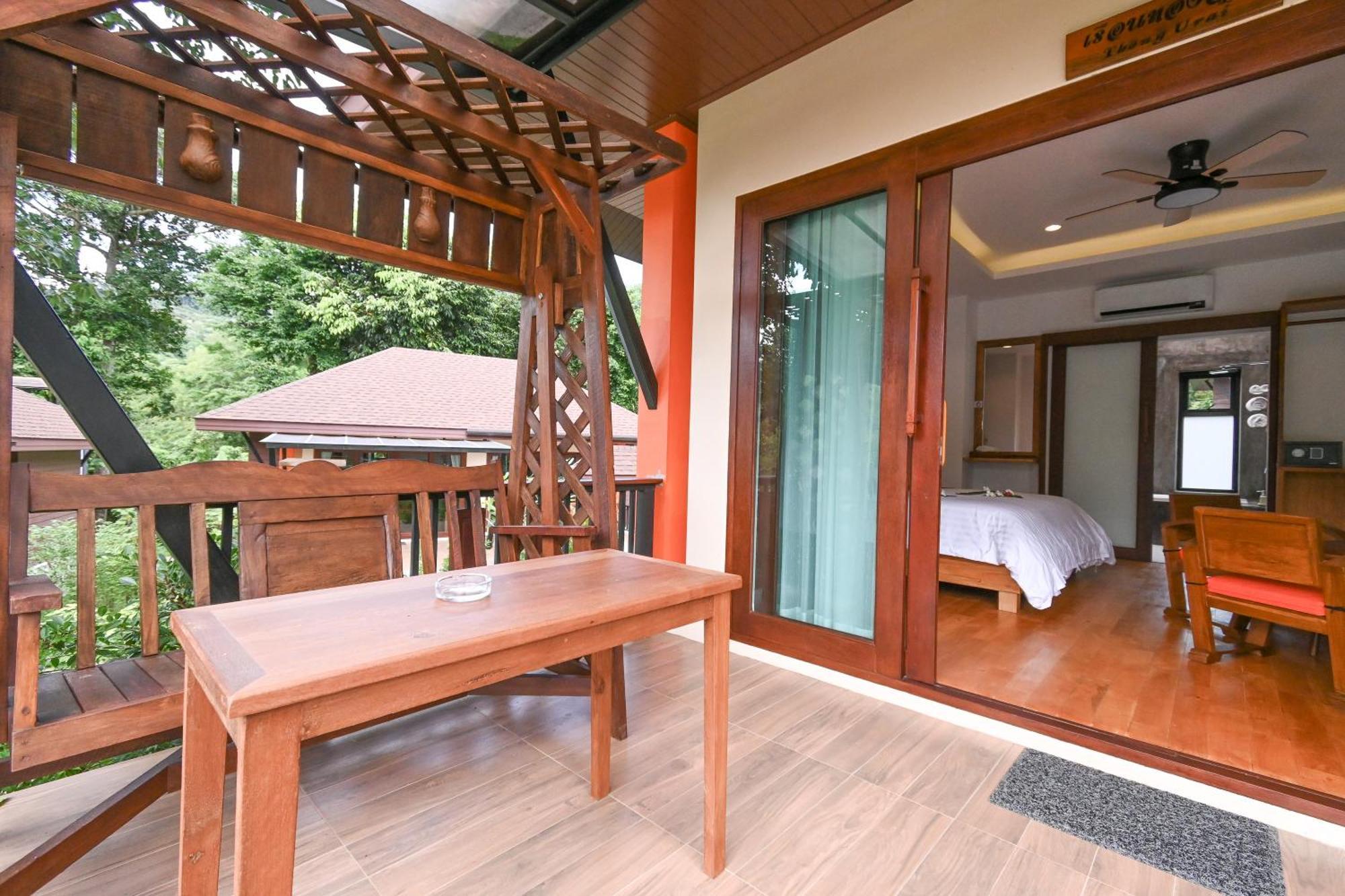 Cascade Tara Hotel Na Mueang Room photo