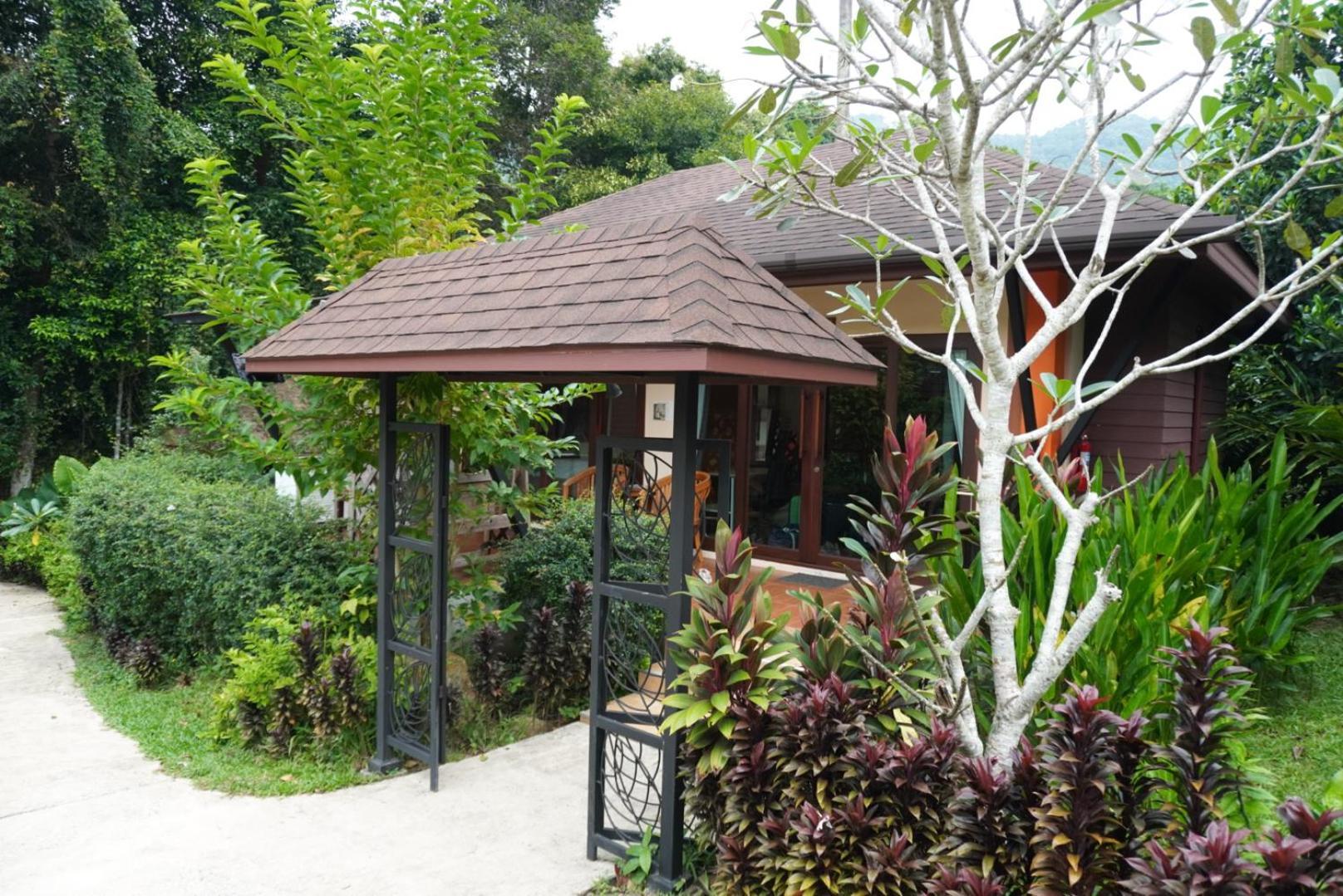 Cascade Tara Hotel Na Mueang Exterior photo